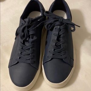 Gap shoes